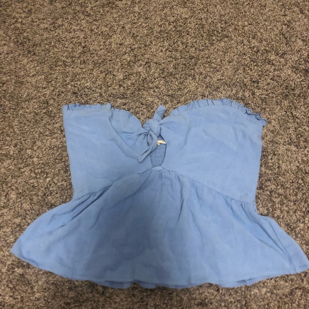 Strapless top